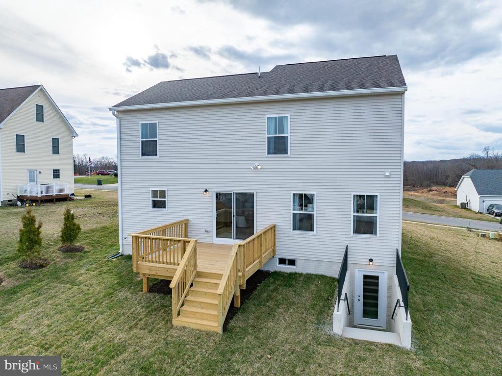 121 INDIAN HILLS ROAD