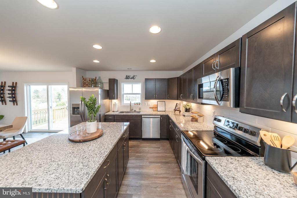 121 INDIAN HILLS ROAD