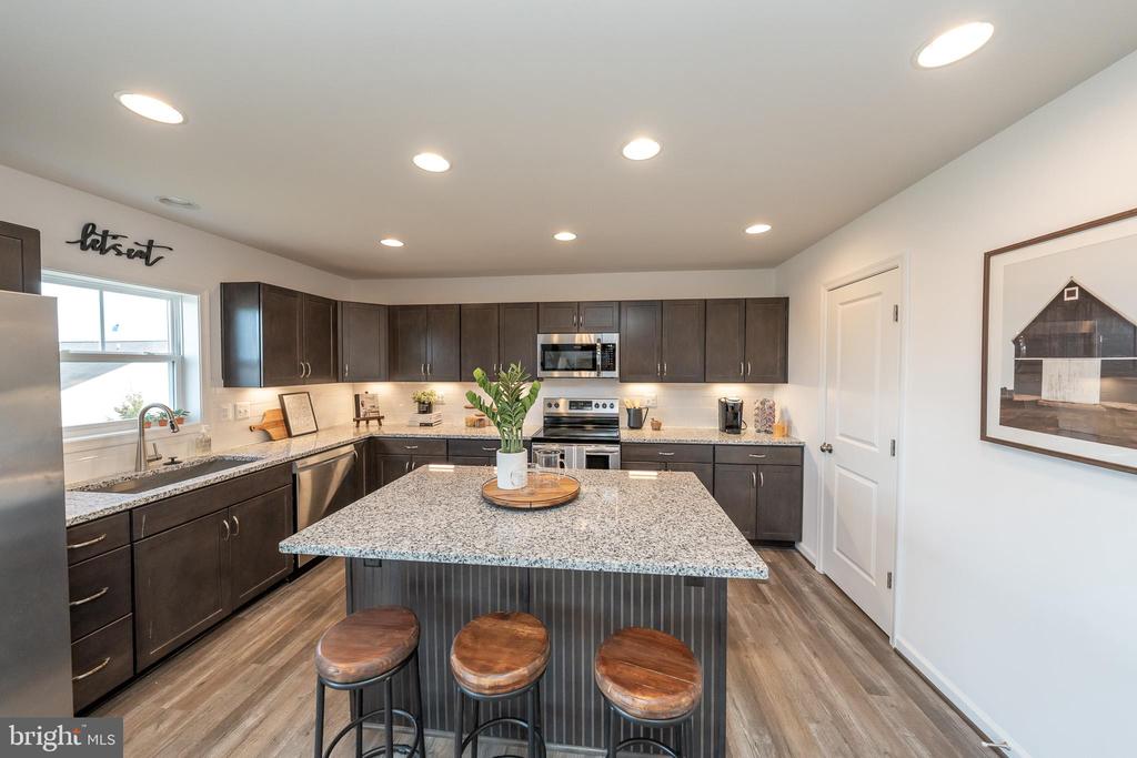 121 INDIAN HILLS ROAD