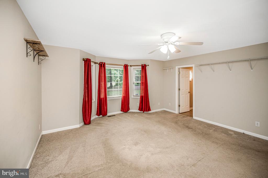 10211 OLD LAWYERS ROAD