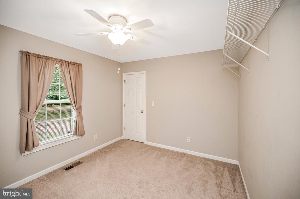 10211 OLD LAWYERS ROAD