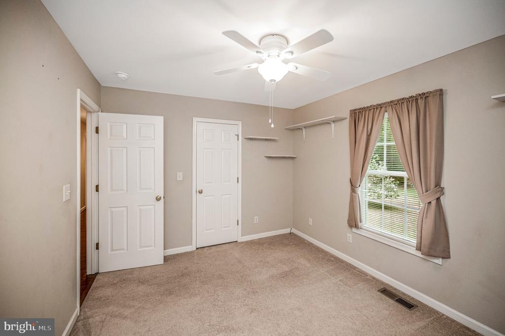 10211 OLD LAWYERS ROAD