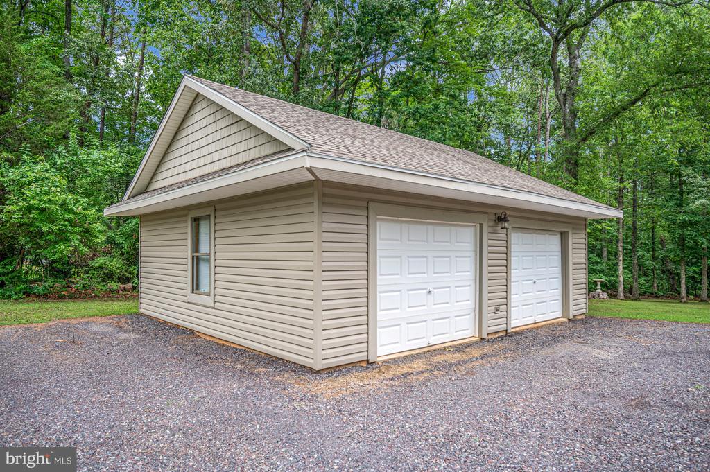 10211 OLD LAWYERS ROAD