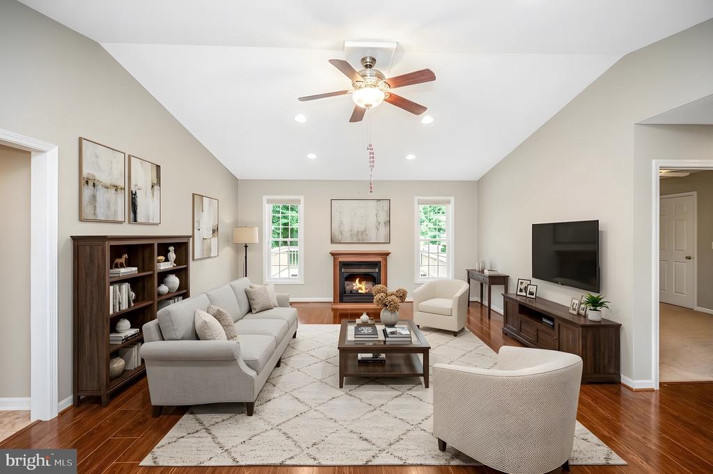 10211 OLD LAWYERS ROAD
