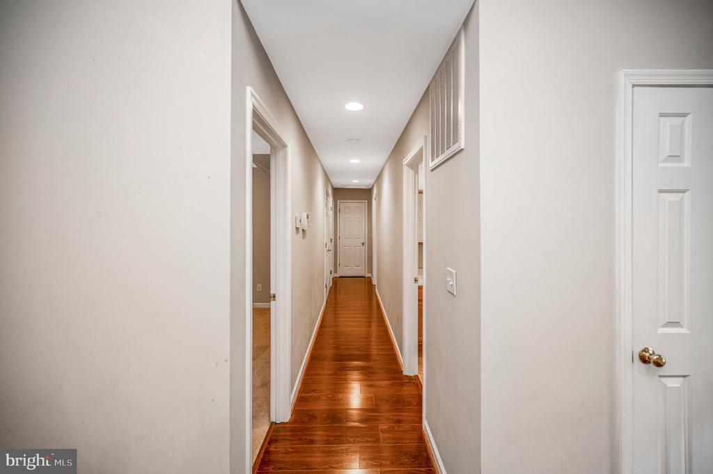 10211 OLD LAWYERS ROAD