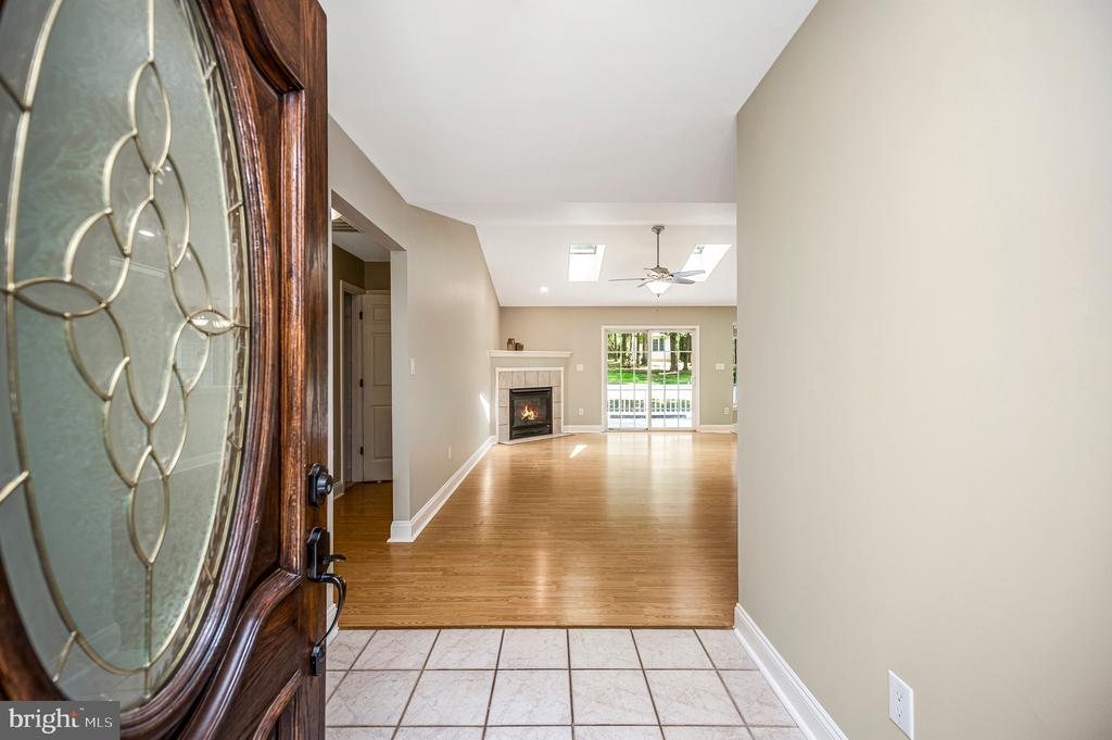 221 BIRDIE ROAD