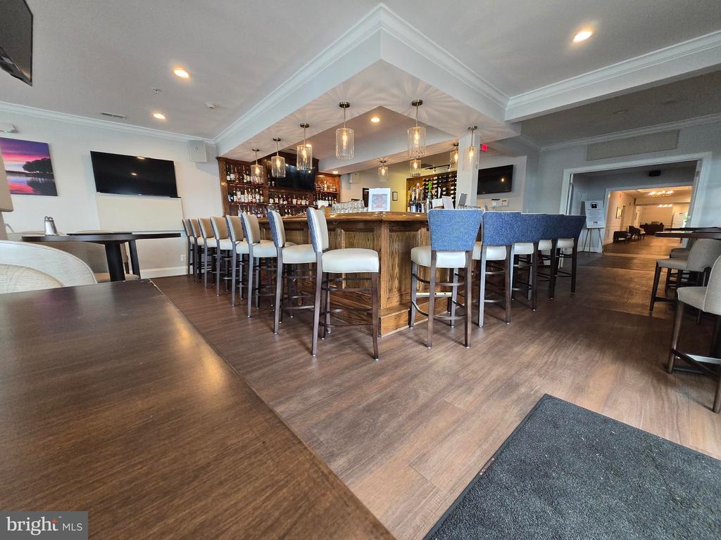 221 BIRDIE ROAD
