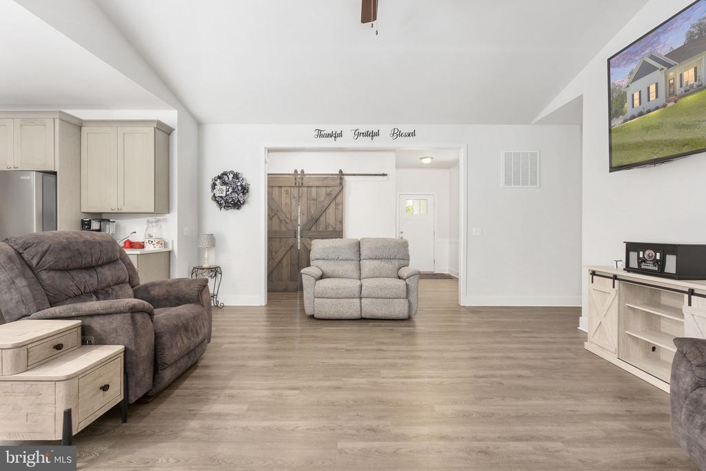 3301 FLAT RUN ROAD