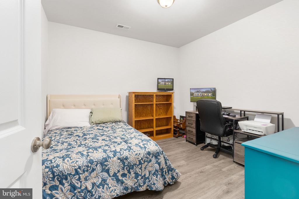 3301 FLAT RUN ROAD