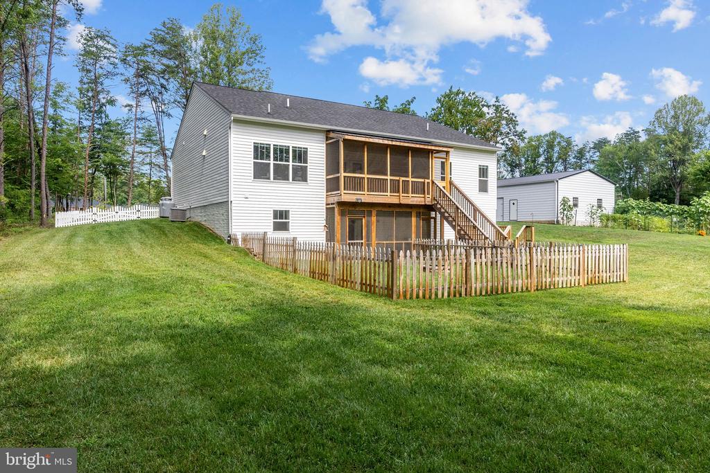 3301 FLAT RUN ROAD