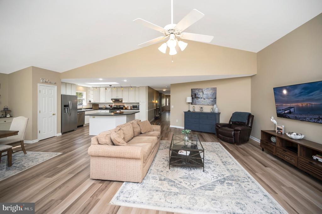 521 LIBERTY BOULEVARD