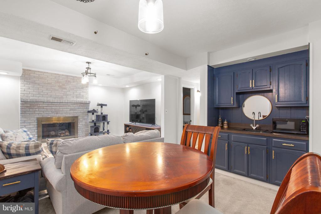 101 SILVER SPRING DRIVE