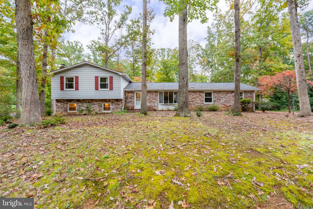 101 SILVER SPRING DRIVE
