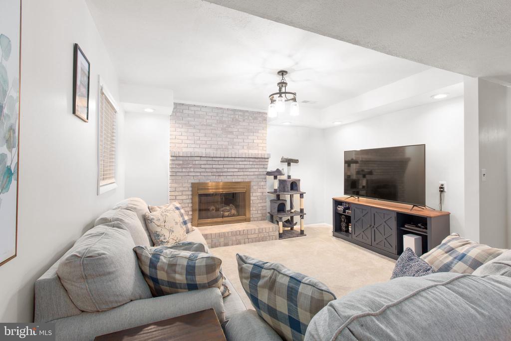 101 SILVER SPRING DRIVE