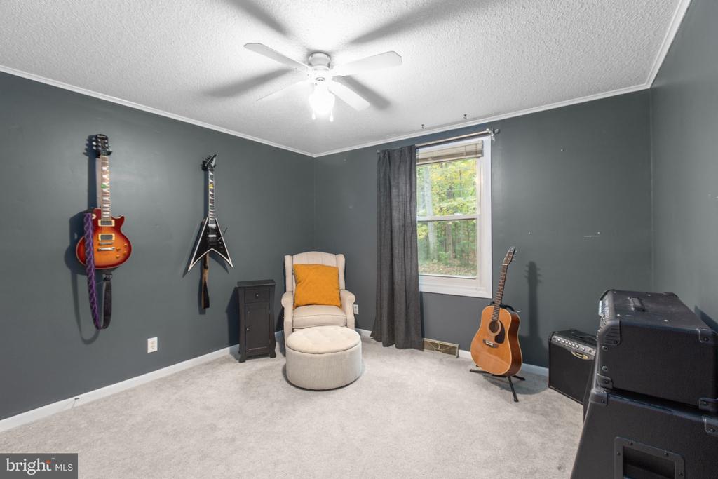 101 SILVER SPRING DRIVE
