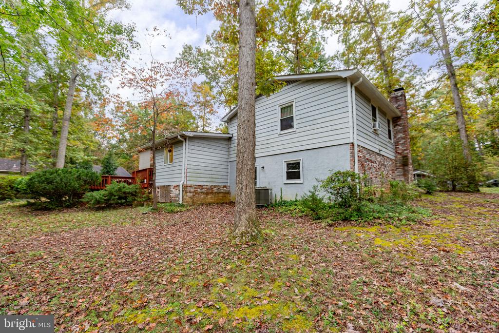 101 SILVER SPRING DRIVE