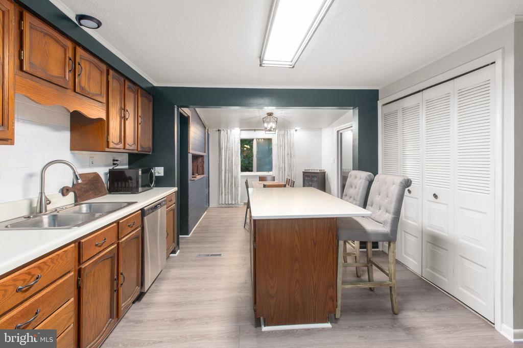 101 SILVER SPRING DRIVE