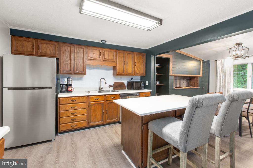 101 SILVER SPRING DRIVE