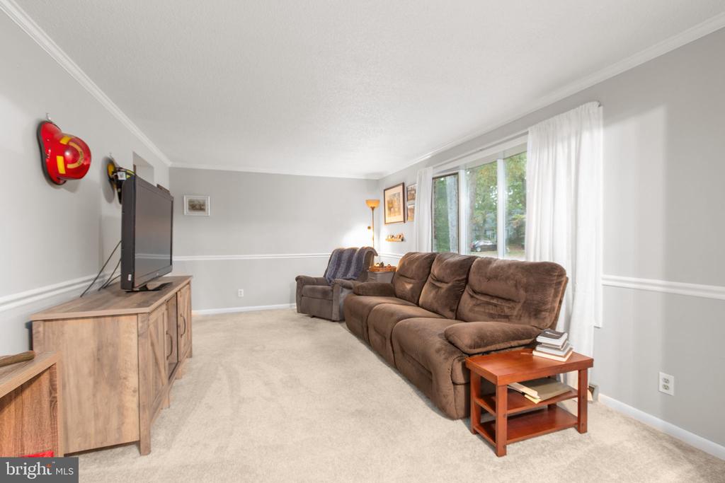101 SILVER SPRING DRIVE