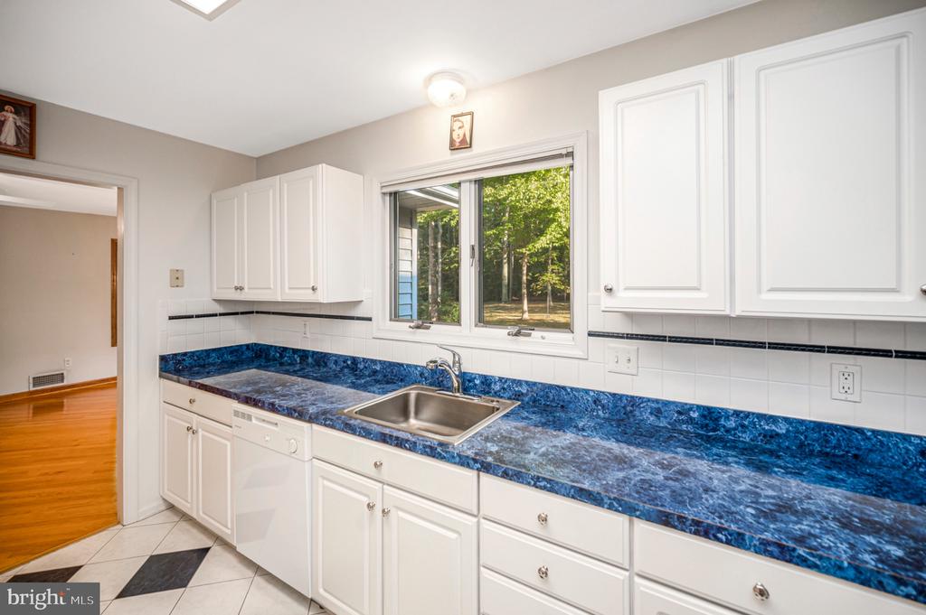 135 EDGEMONT CIRCLE