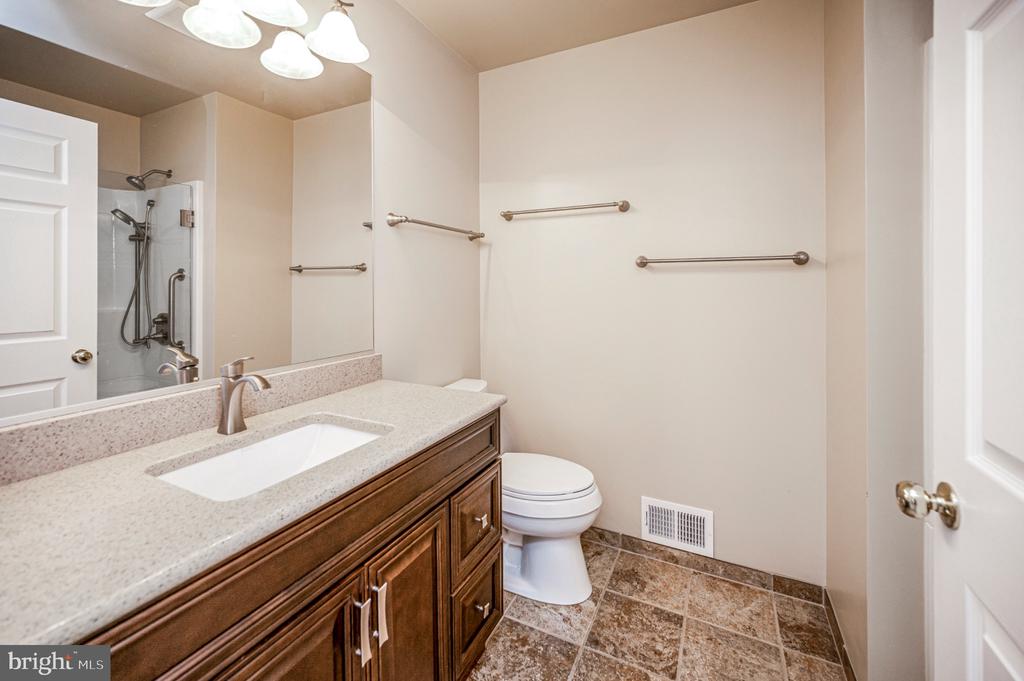 135 EDGEMONT CIRCLE