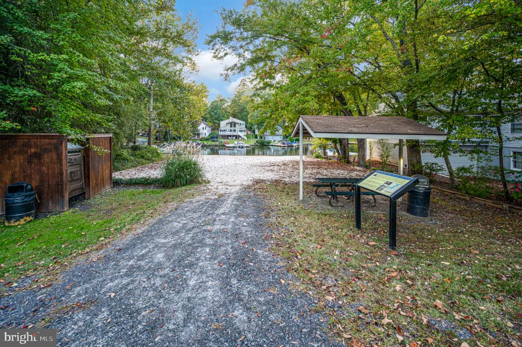 135 EDGEMONT CIRCLE