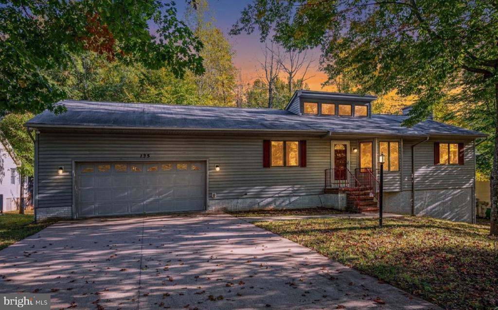 135 EDGEMONT CIRCLE