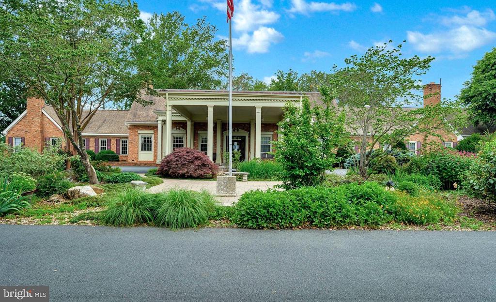 3607 LAKEVIEW PARKWAY
