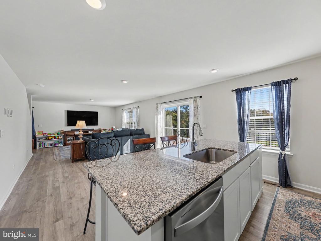 3282 WHITE TAIL DRIVE