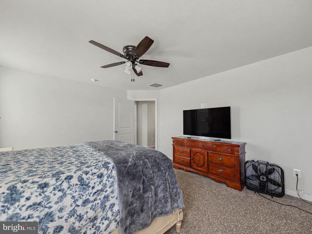 3282 WHITE TAIL DRIVE