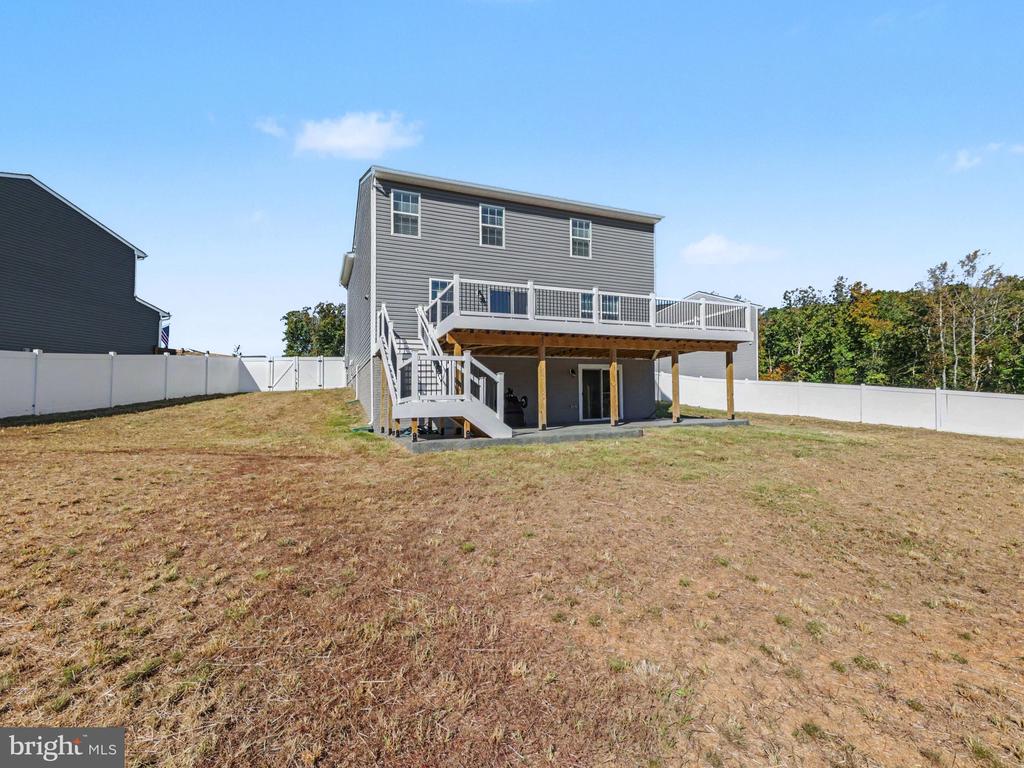 3282 WHITE TAIL DRIVE