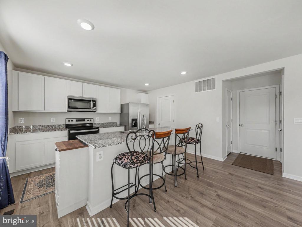 3282 WHITE TAIL DRIVE