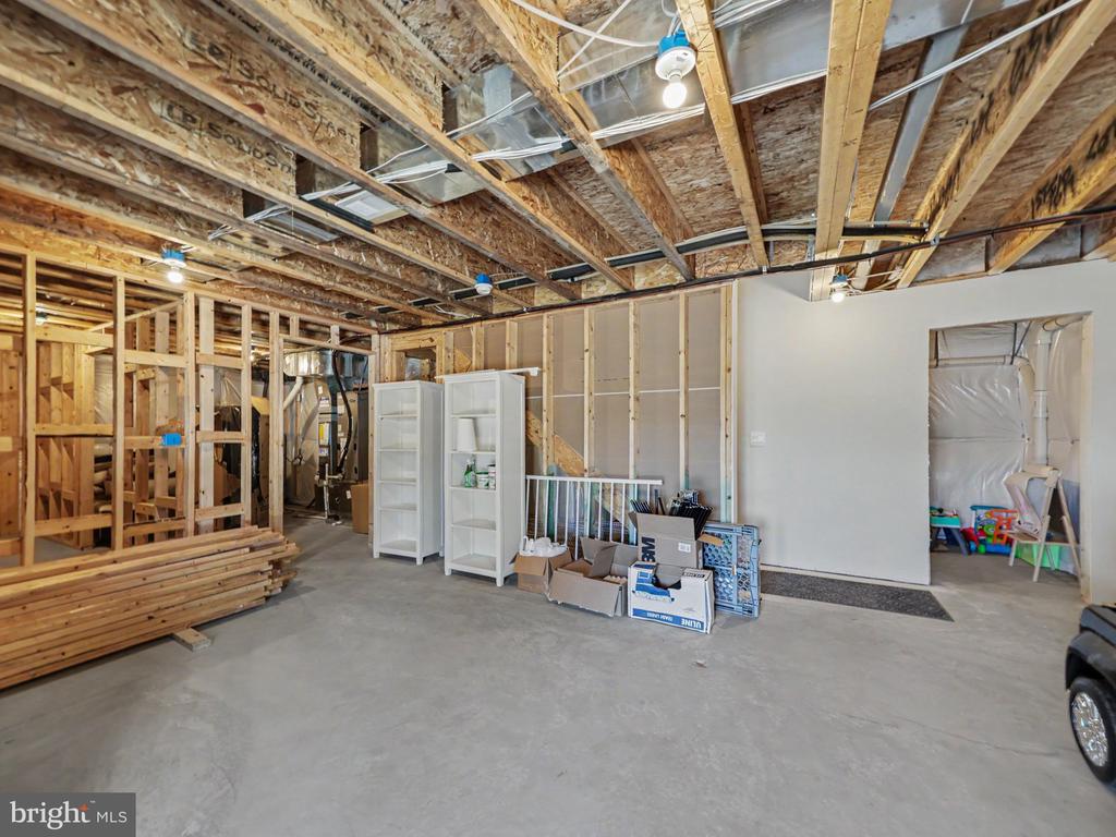 3282 WHITE TAIL DRIVE