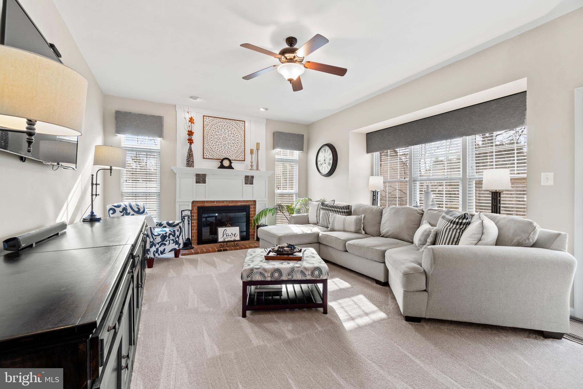 8040 ARCADIAN SHORE COURT