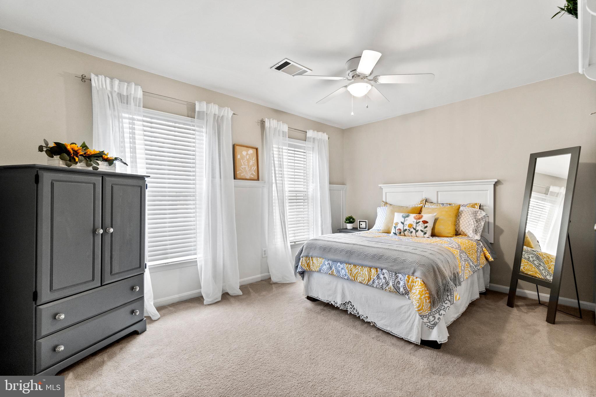 8040 ARCADIAN SHORE COURT