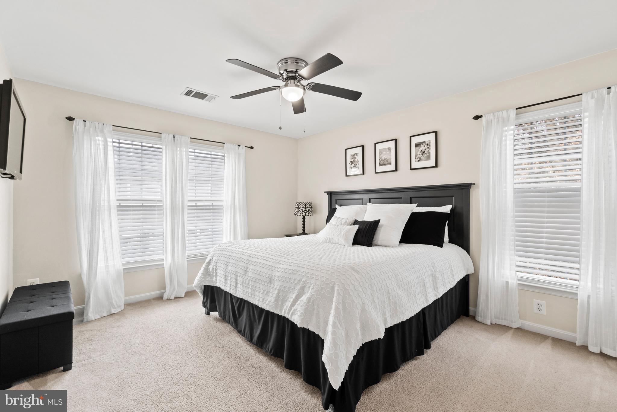 8040 ARCADIAN SHORE COURT