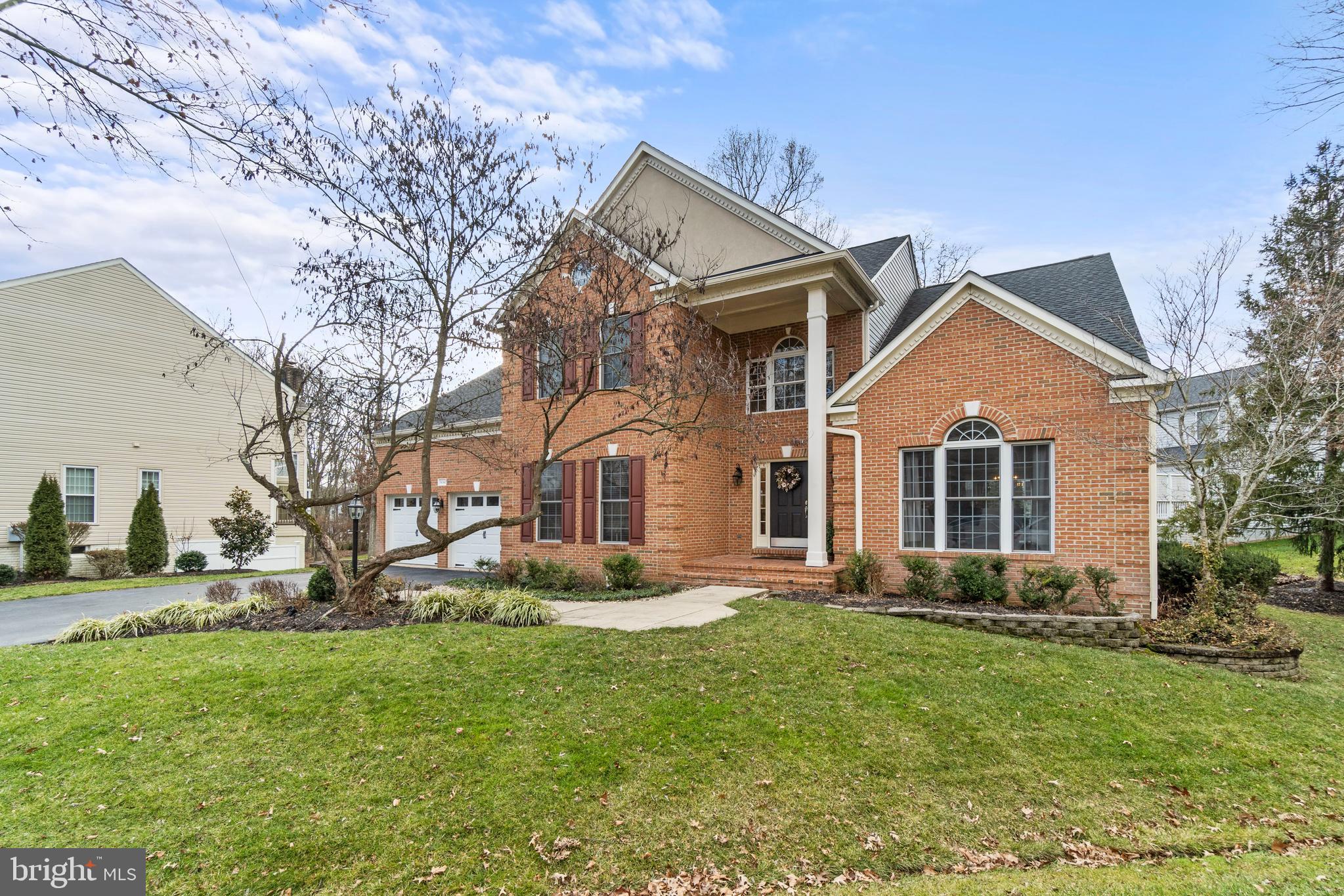 8040 ARCADIAN SHORE COURT