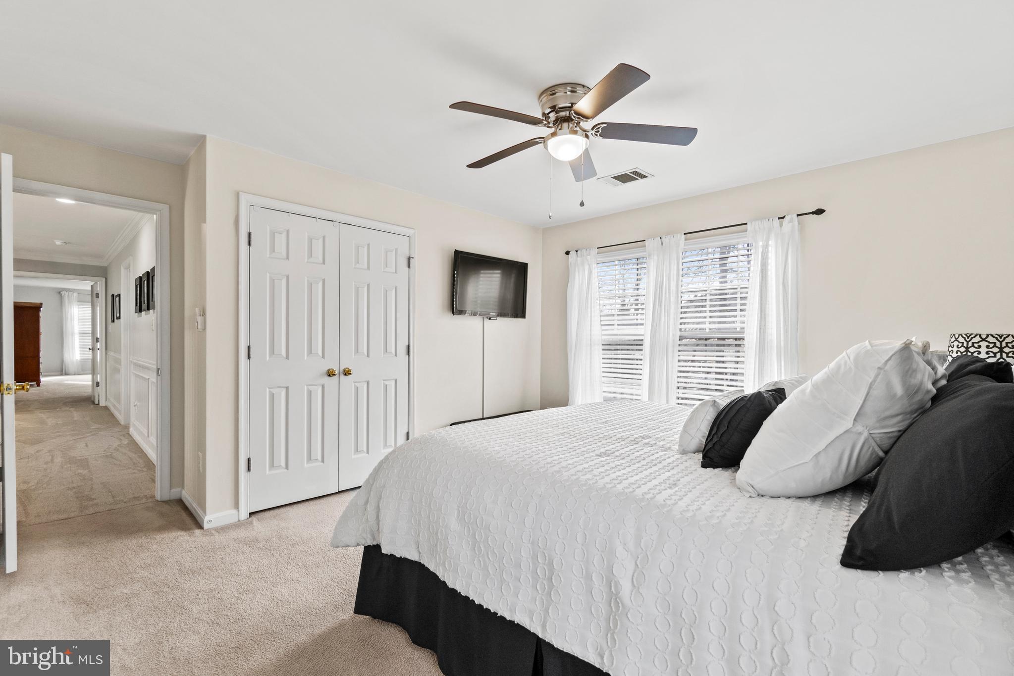 8040 ARCADIAN SHORE COURT