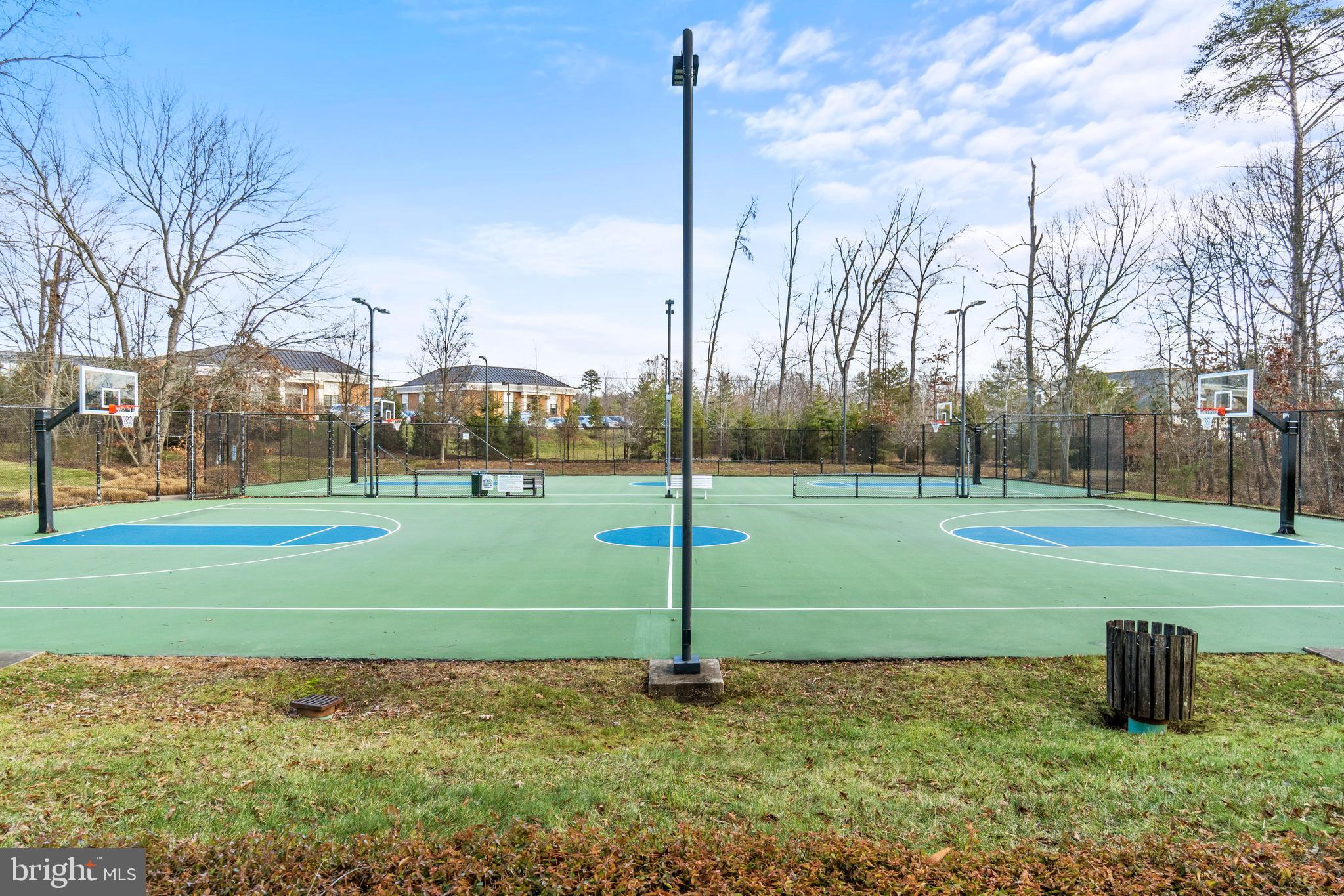 8040 ARCADIAN SHORE COURT