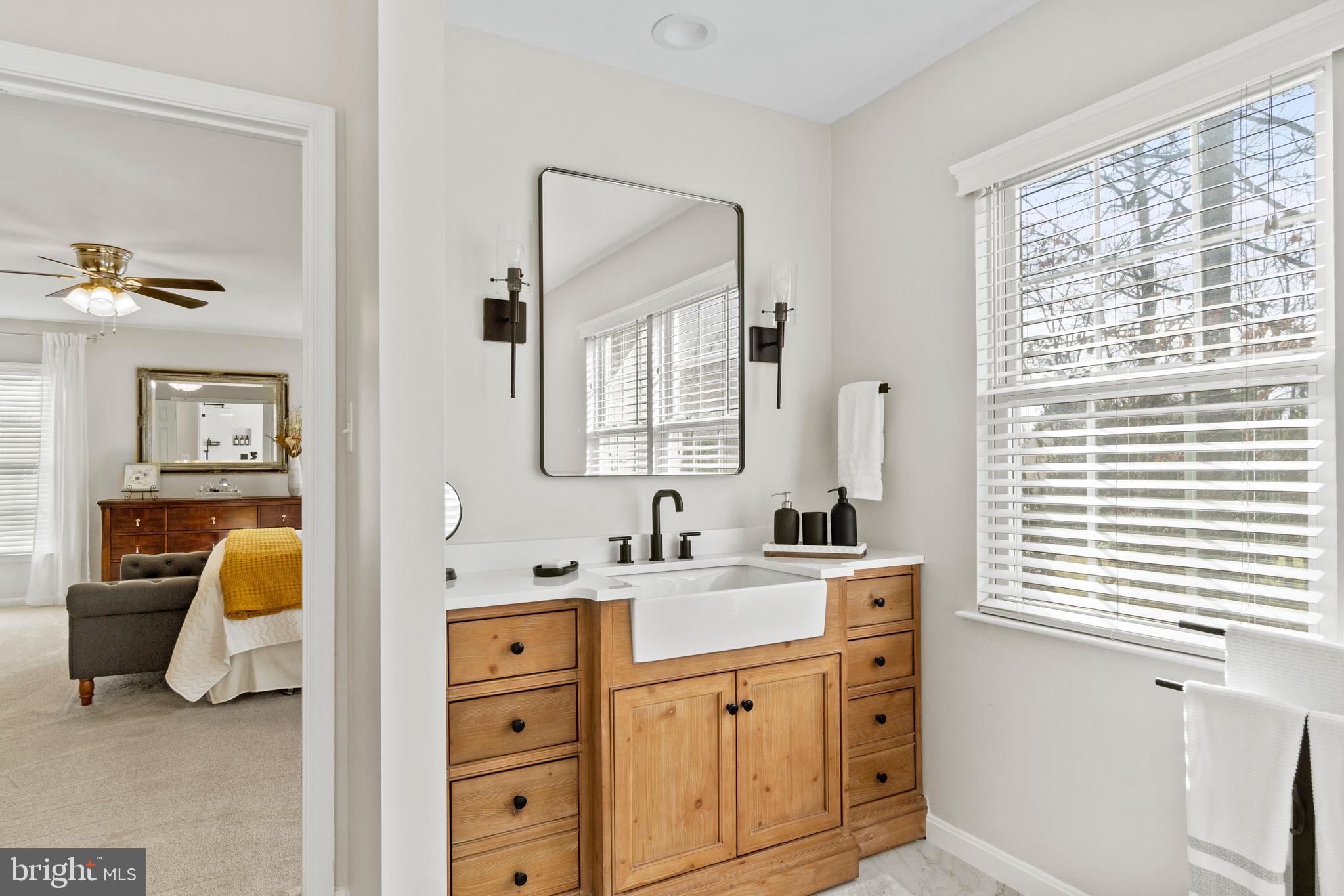 8040 ARCADIAN SHORE COURT