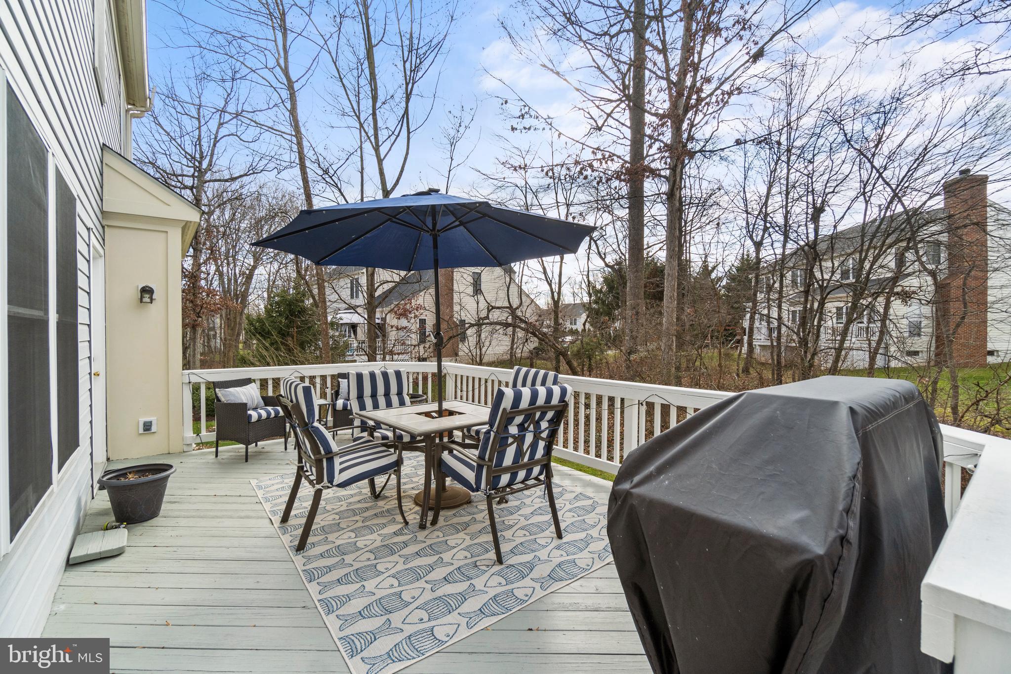 8040 ARCADIAN SHORE COURT