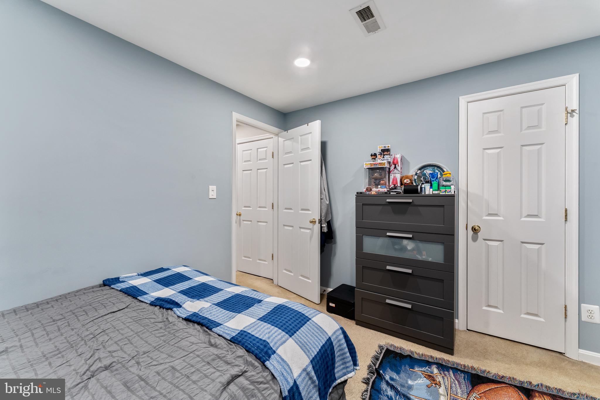 17486 ISLE ROYALE TERRACE