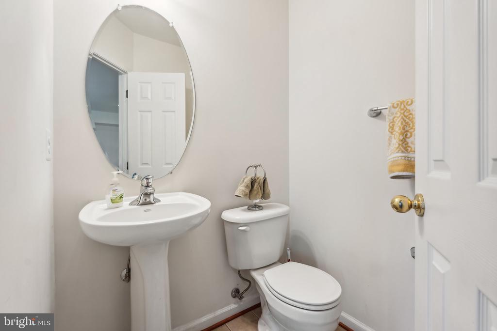 4307 STONE MOUNTAIN COURT
