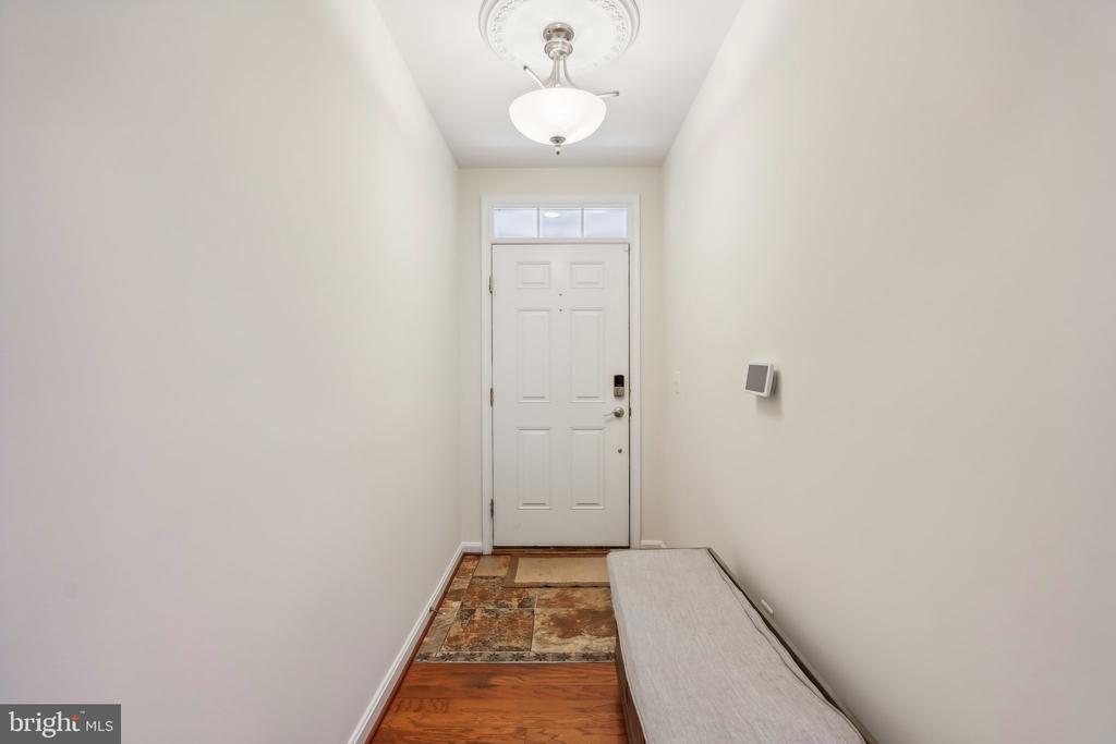 4307 STONE MOUNTAIN COURT