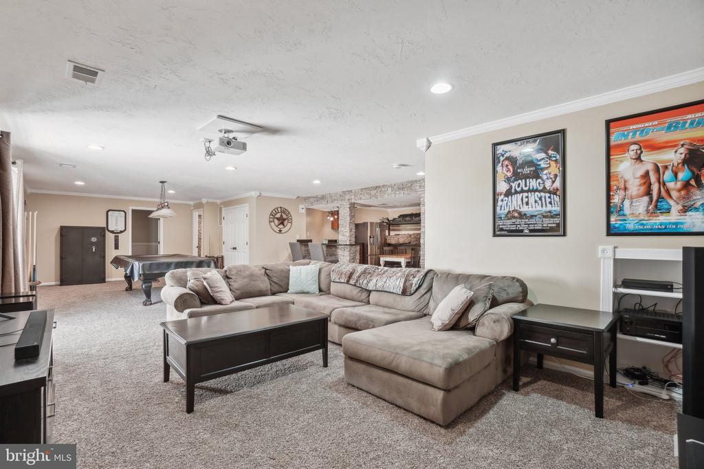 15201 HUMBOLT BAY COURT