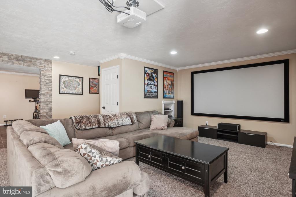 15201 HUMBOLT BAY COURT