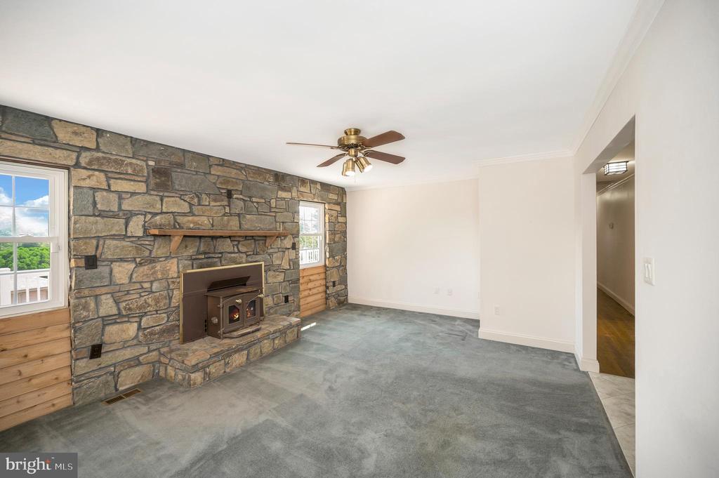 14423 HEREFORD ROAD
