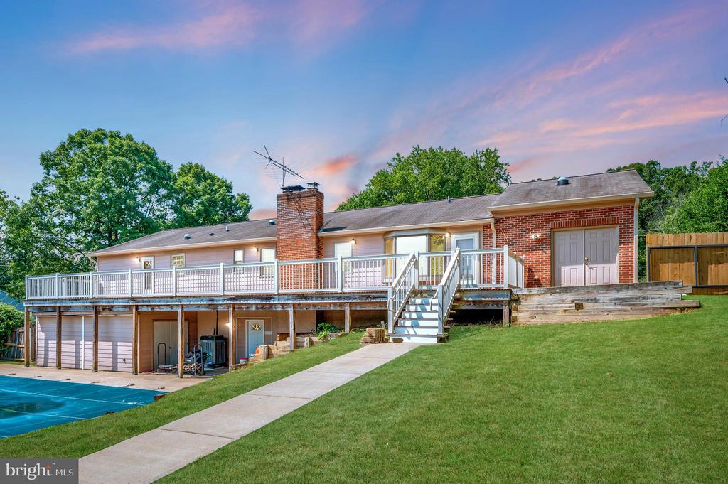 14423 HEREFORD ROAD