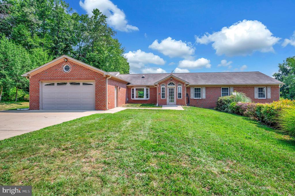 14423 HEREFORD ROAD