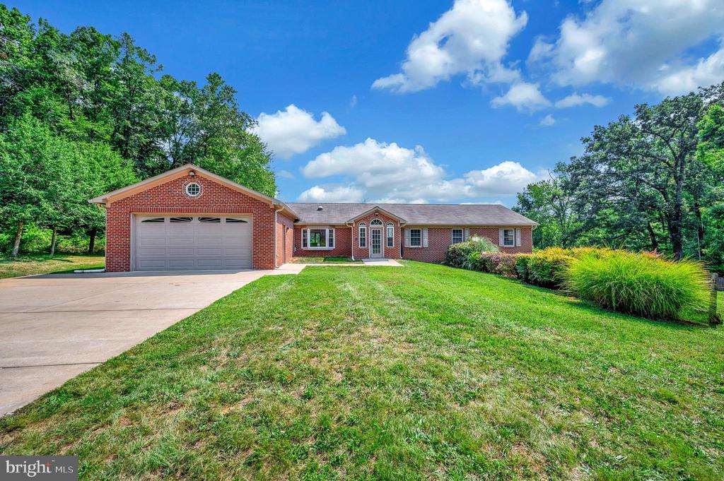 14423 HEREFORD ROAD